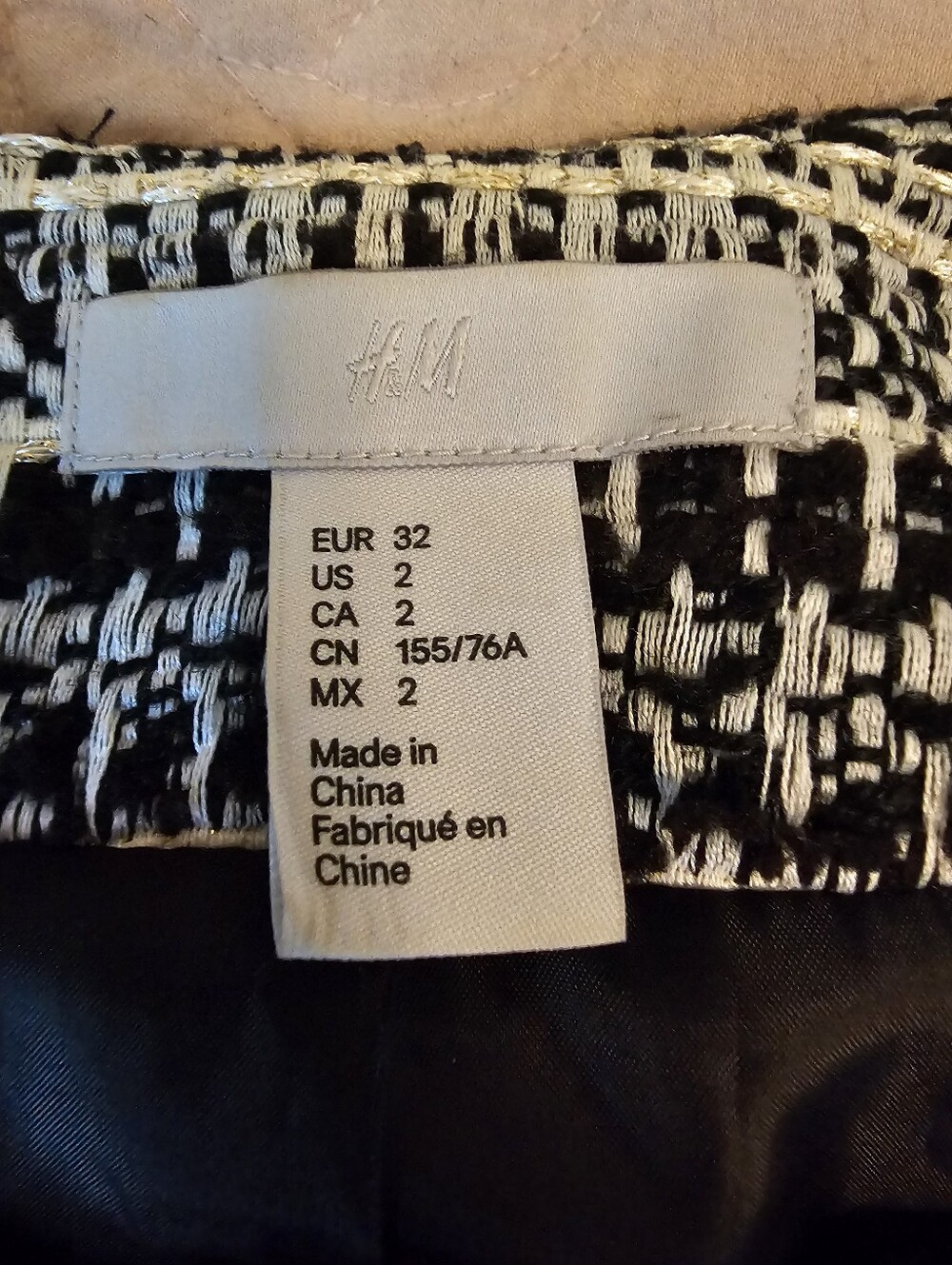 Chanel-Style Tweed Jacket - Picture 2 of 4